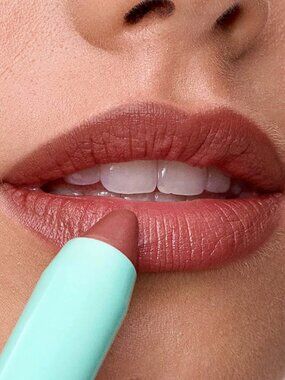 NWT. Sweed Le Lipstick, 90's Model